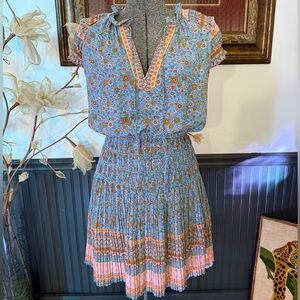 Current Air x Anthropologie Yvette Pleated Floral Mini Dress Sz XS 💚🍄